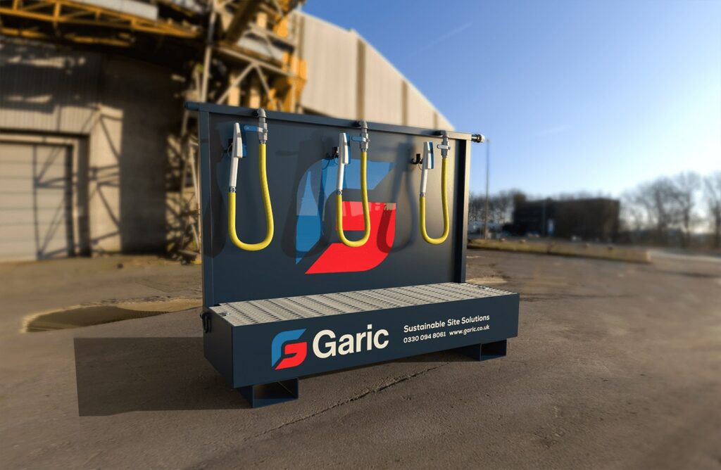 Bootwash unit with Garic branding, set outdoors on a concrete surface.